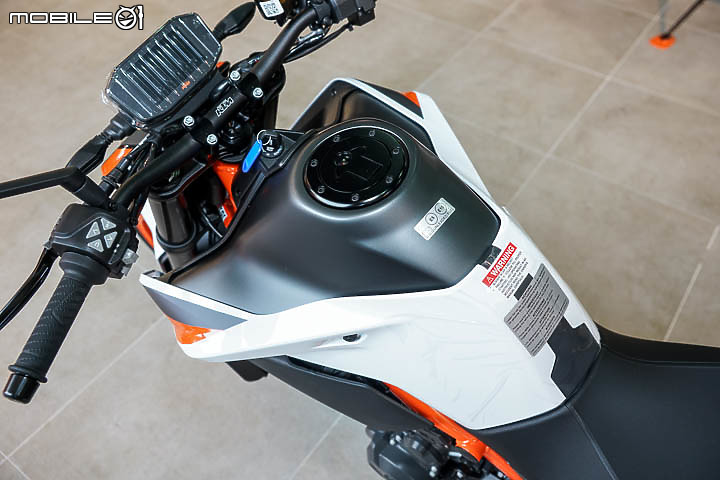 【採訪】猛獸抵台！KTM 1290 Super Duke R 以及 890 Duke R 台灣正式上市！
