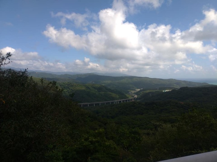 一個人,一台車,中秋國慶連假的9日環島遊