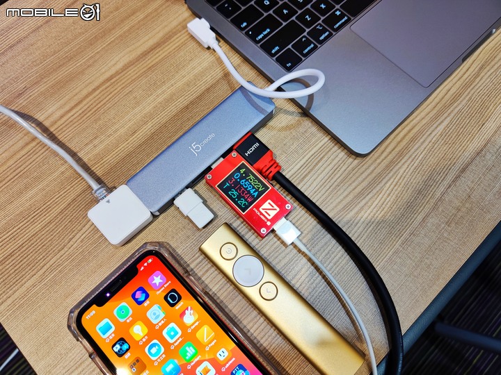 j5create JCD375 USB-C Gen2 集線器 – 模組化可玩性高的 MacBook USB-C Hub