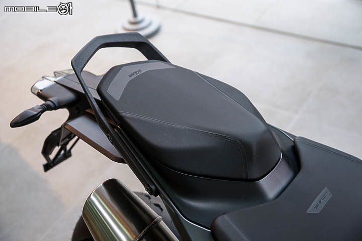 【採訪】猛獸抵台！KTM 1290 Super Duke R 以及 890 Duke R 台灣正式上市！