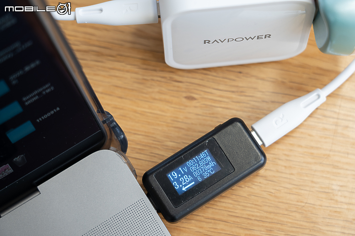 RAVPOWER 氮化鎵 GaN USB-C 充電器測試 輕巧與快充同時滿足！
