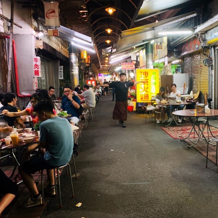 【懶人包】冷颼颼的天氣就是要吃鍋!狂搜台中8大特色鍋物!
