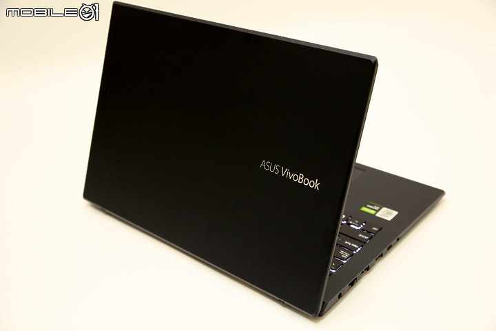 [哭伯講筆電] 外表看似文書骨子裡卻像極了電競 ASUS X571