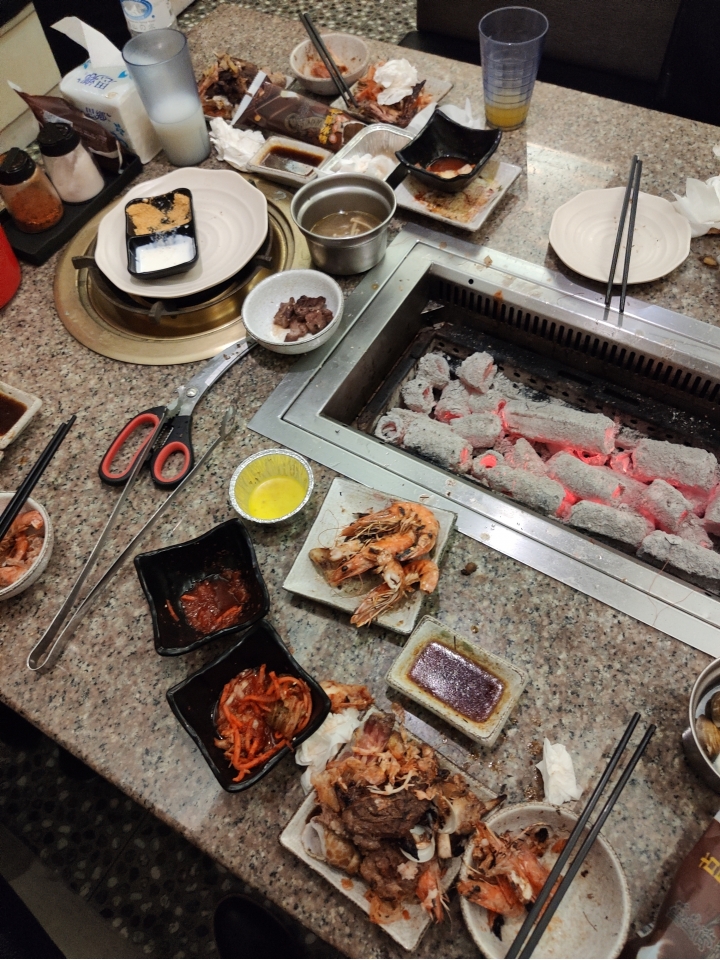 蝦子撥不開的燒烤店