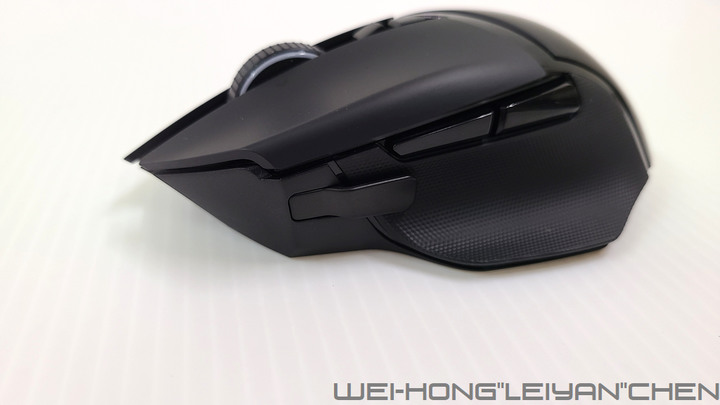 點我看大圖 入門高階由你選-Razer Basilisk Ultimate、Razer Basilisk X HyperSpeed