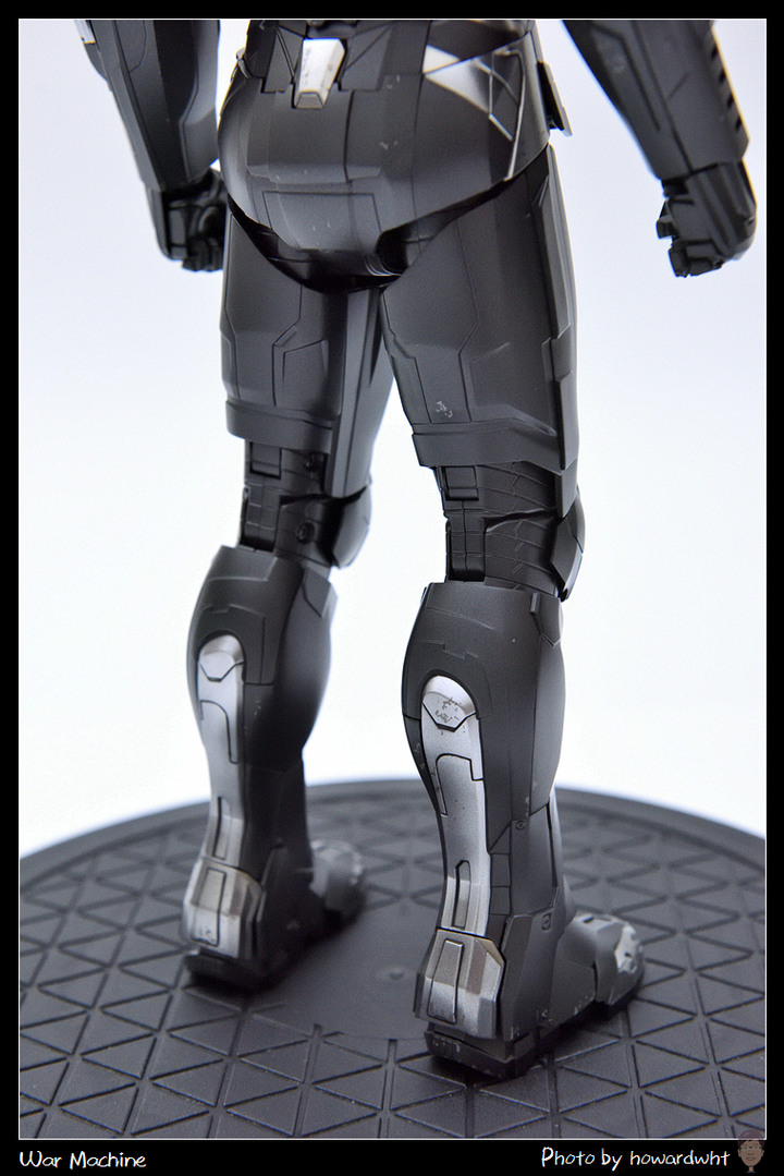 【開箱】簡單一樣可以很MAN - Hot Toys《復仇者聯盟：終局之戰》戰爭機器