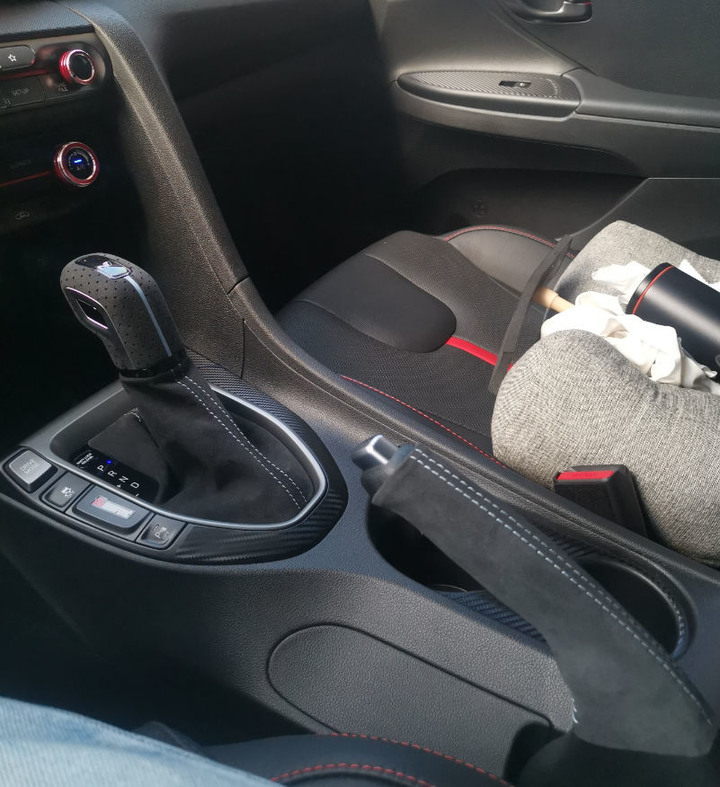 Veloster 內裝外觀小小升級!