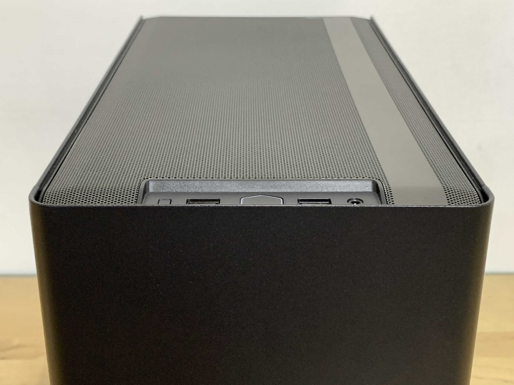 《分享》CoolerMaster NR200P ITX機箱