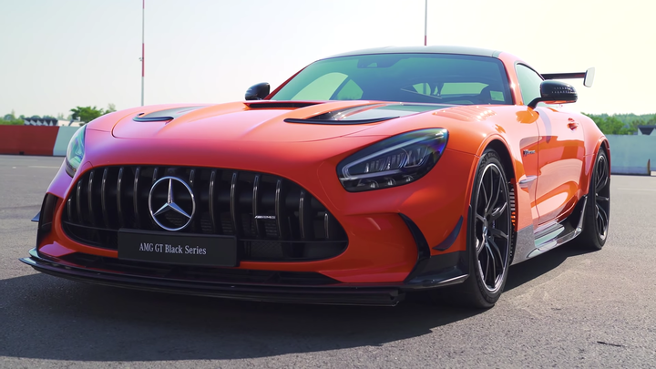 【車評】把730匹的新GT Black Series跑賽道、彈射及聲浪｜中文解譯