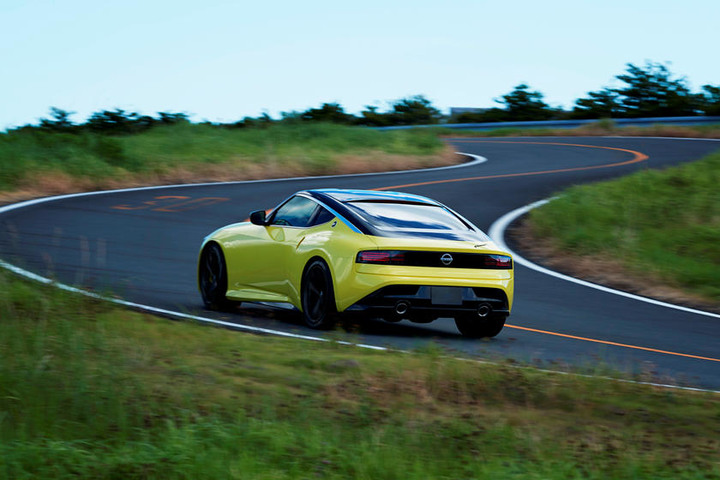 2022 370 Z (Fairlady Z) 好像沒看到什麼人討論