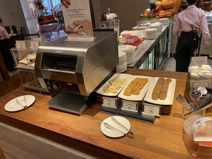 <跟著蛤仔肉去旅遊> 美福饗不完 - 美福大飯店菁英客房一泊二食遊記
