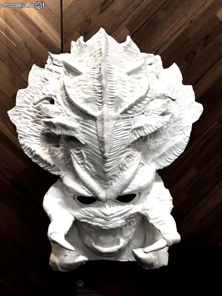 [DIY][萬聖節][面具]臨時趕製手做萬聖節面具"終極戰士及異形" (圖多文少)