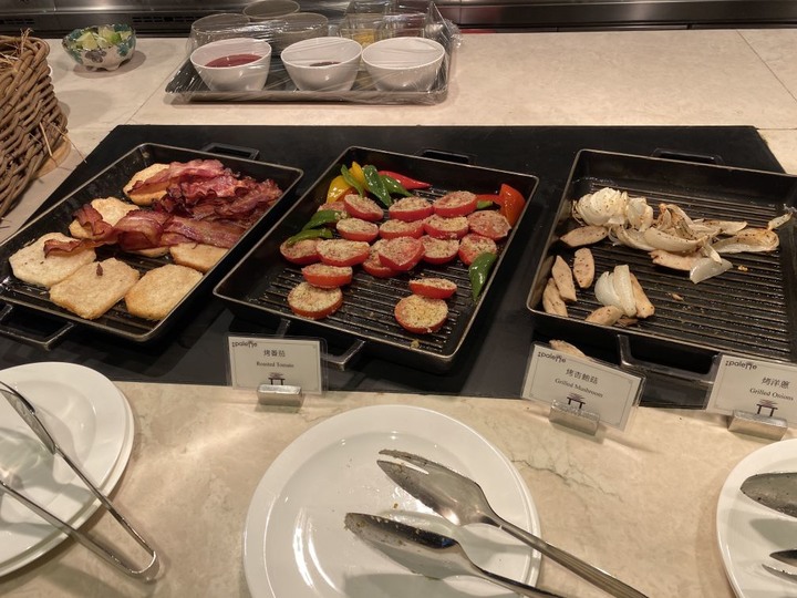 <跟著蛤仔肉去旅遊> 美福饗不完 - 美福大飯店菁英客房一泊二食遊記