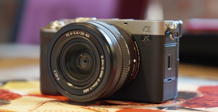 最輕巧的全片幅微單 Sony A7C 登台，售價 50,980 元 10月上旬開賣
