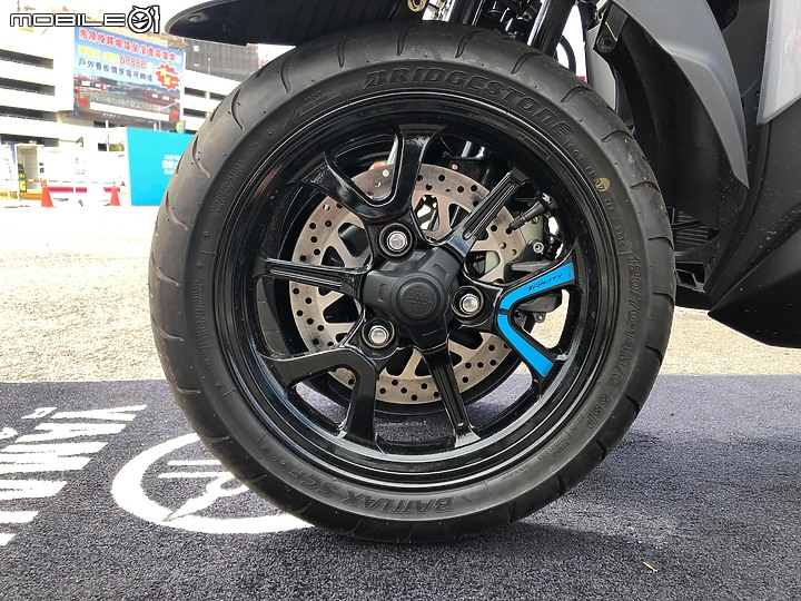 【採訪】黃牌三輪無預警發表!YAMAHA 台灣山葉機車 TRICITY 300 上市!