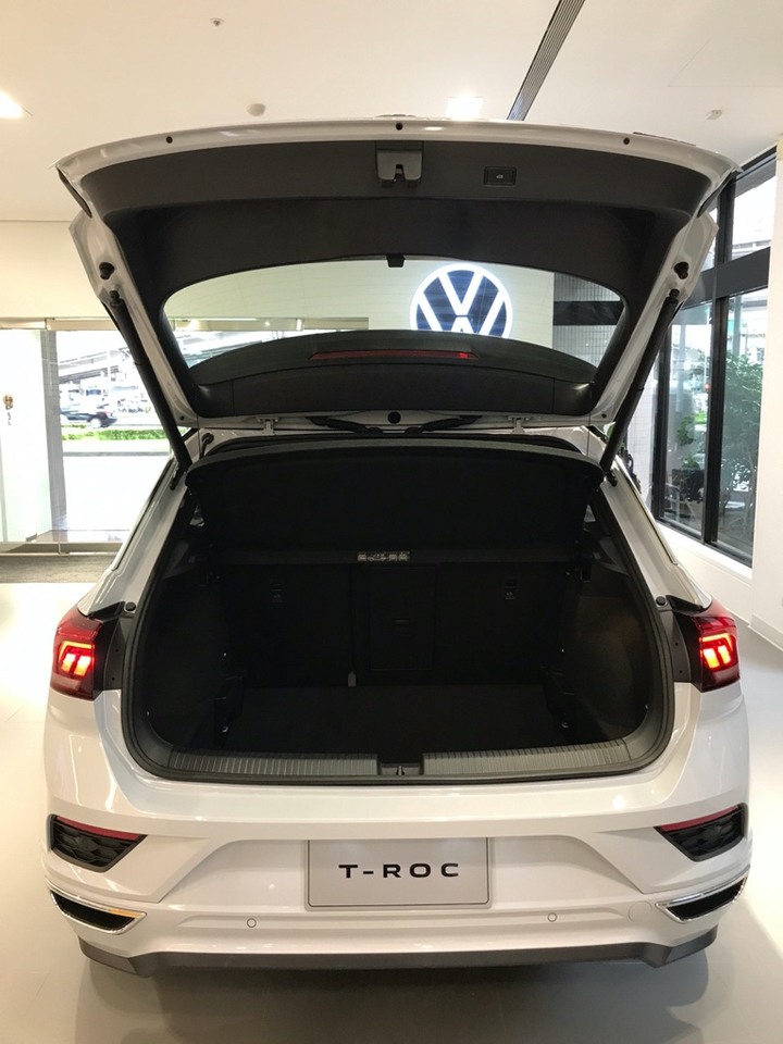 家人有T牌信仰 請教我如何拒絕Corolla Cross買T-Roc(更