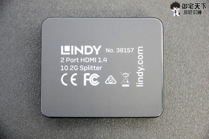開箱文|【LINDY】迷你型 HDMI 1.4 10.2G 一進二出分配器-輕鬆同步輸出 2 組 HDMI 影像