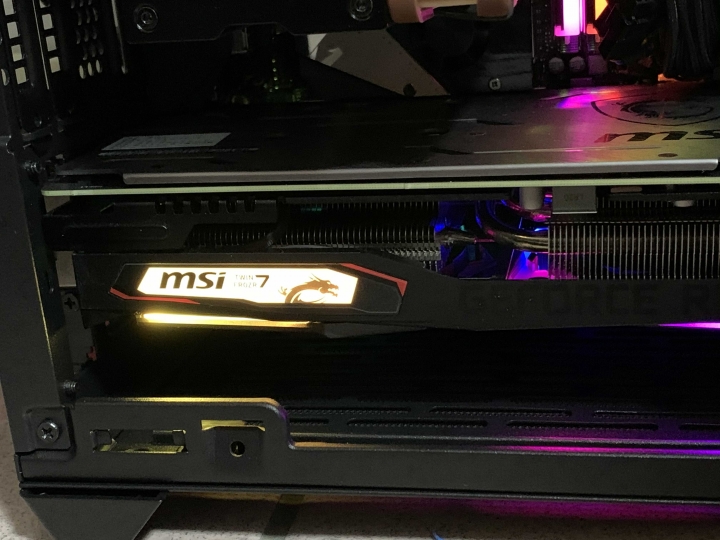 《分享》CoolerMaster NR200P ITX機箱