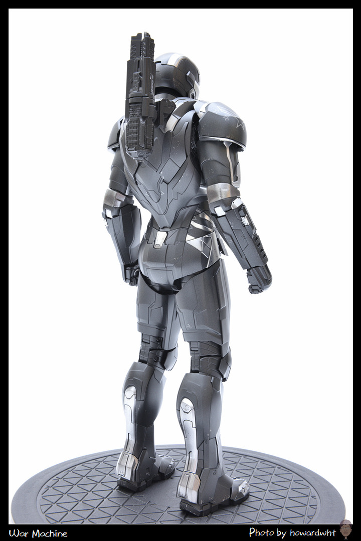 【開箱】簡單一樣可以很MAN - Hot Toys《復仇者聯盟：終局之戰》戰爭機器