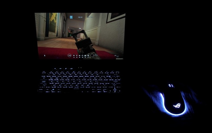 動靜皆宜 ASUS ROG Zephyrus G14 日蝕灰開箱