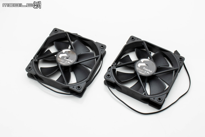 把 i9-10900K/RTX 3080 塞進 ITX 機殼會怎樣?Fractal ERA ITX 系統實裝測試