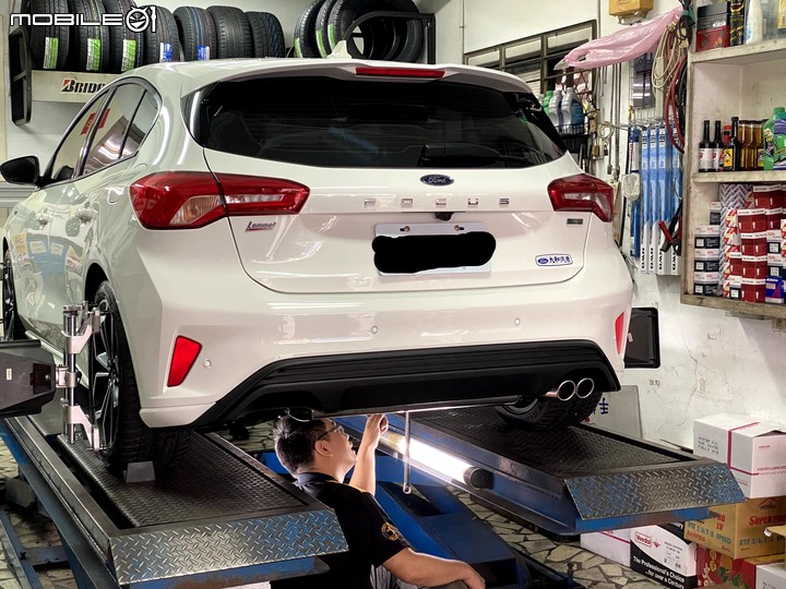 我的第一輛福特(Ford focus 5Dst-line lommel開箱)(後續心得 2021/03/15 更新)