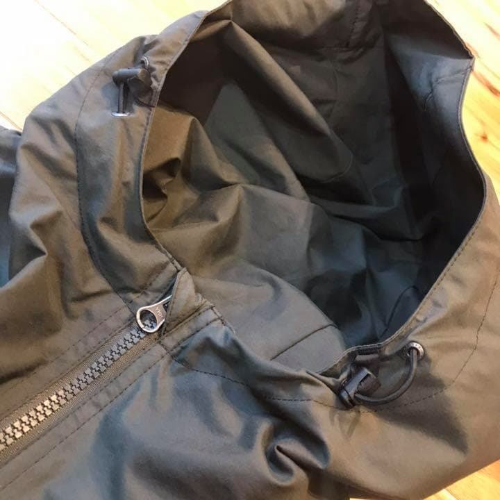 日本限定the north face有沒有人會鑑定