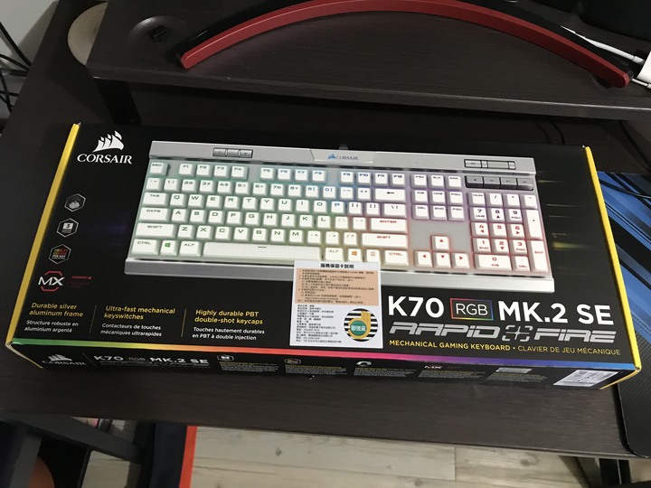 【純分享】開箱技嘉RTX3080 Vision搭配純白主機