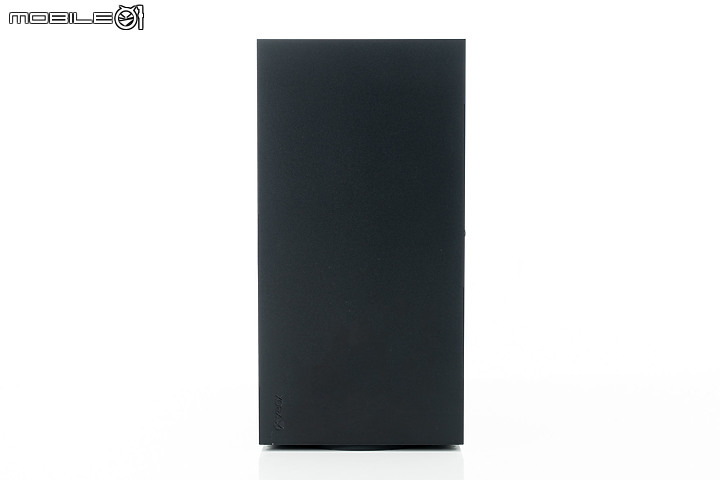 Xbox Series X | S外型開箱 小體積大效能！