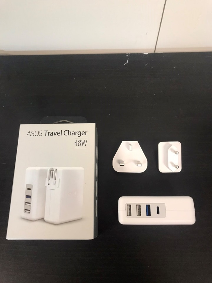 ASUS Zenpower 10000 PD+48W旅充頭 開箱