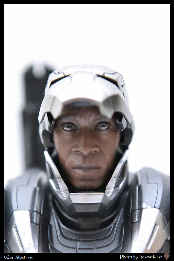 【開箱】簡單一樣可以很MAN - Hot Toys《復仇者聯盟：終局之戰》戰爭機器