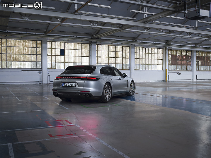 【海外新訊】Porsche 小改 Panamera 追加三車型,700ps「Turbo S E-Hybrid 」旗艦誕生!