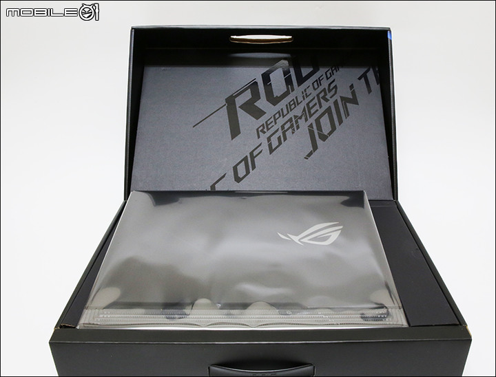 進化版ROG Strix SCAR 15速開