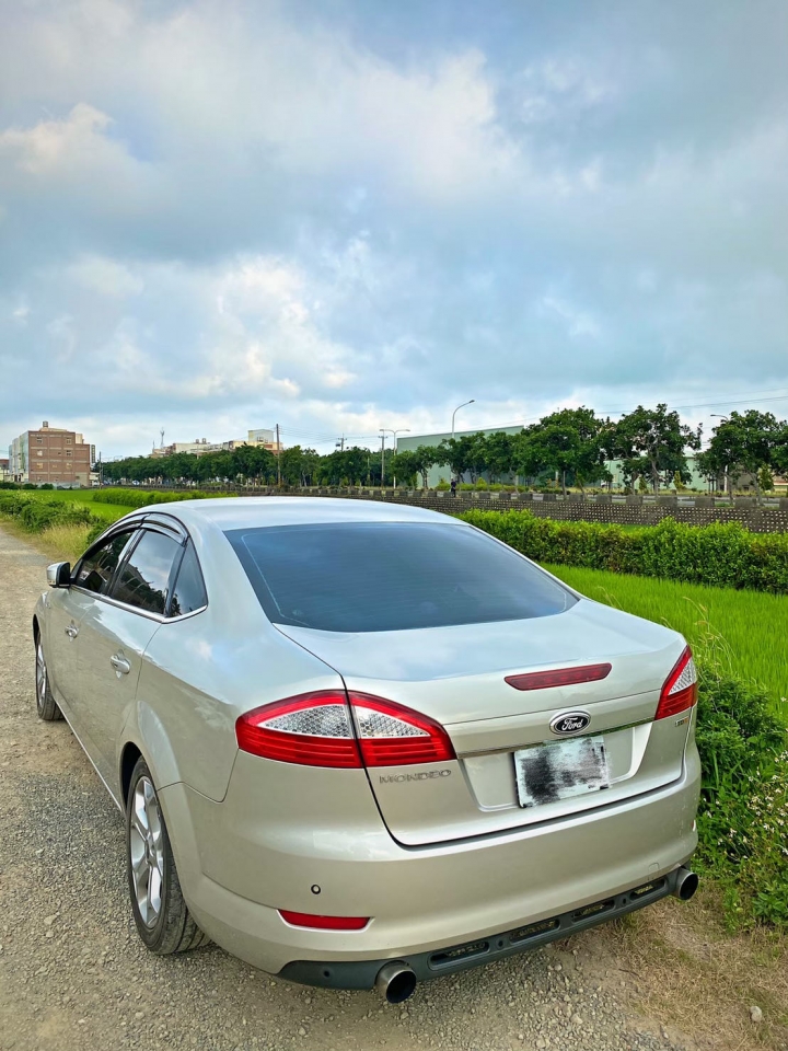 mondeo mk4 tdci 大樓蓋起來