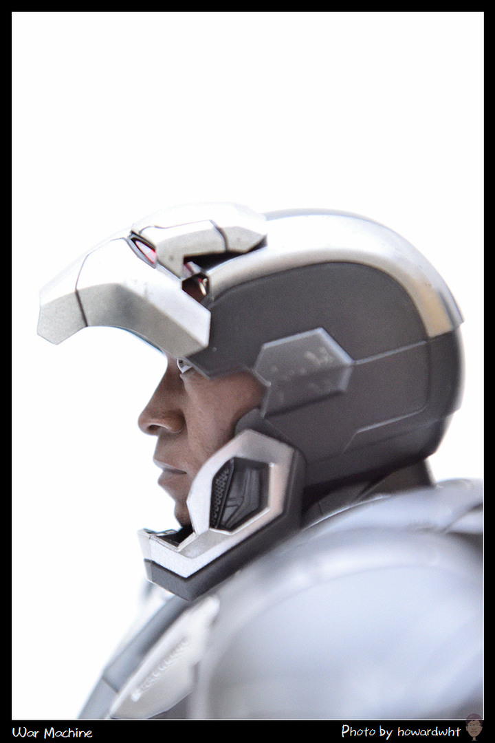 【開箱】簡單一樣可以很MAN - Hot Toys《復仇者聯盟：終局之戰》戰爭機器