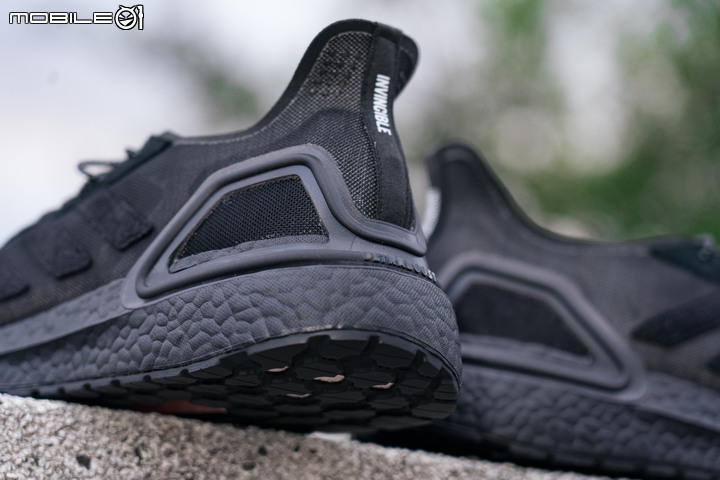 INVINCIBLE x adidas Ultraboost PB實穿分享 高質感的城市鞋履!