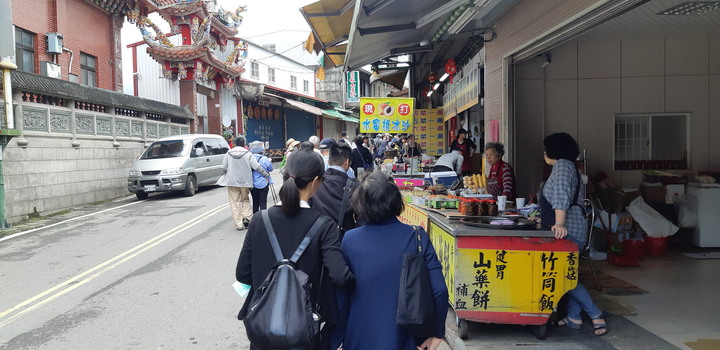 上禮拜六日去桃園 舊百吉穴道和綠光森林 角版街 烤肉