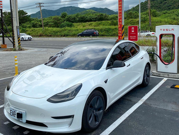 2022/6/8更新【開箱文】Tesla Model 3 一切都是最好的安排