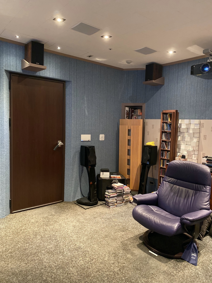 耗資500萬+音響視聽室軟硬開箱、藍鯨隔音門三年後使用心得