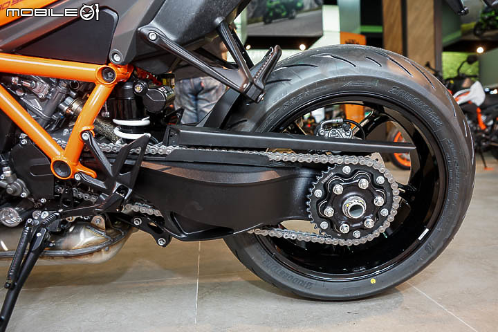 【採訪】猛獸抵台！KTM 1290 Super Duke R 以及 890 Duke R 台灣正式上市！