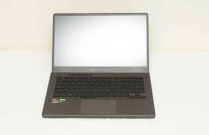 動靜皆宜 ASUS ROG Zephyrus G14 日蝕灰開箱