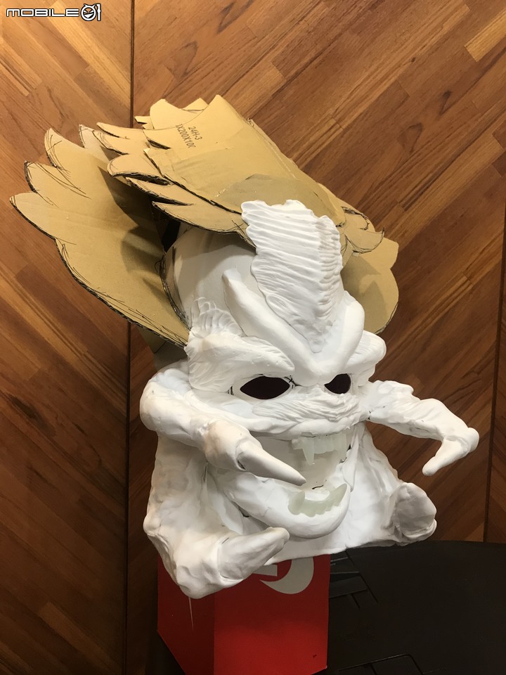 [DIY][萬聖節][面具]臨時趕製手做萬聖節面具"終極戰士及異形" (圖多文少)