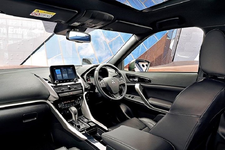 國外才剛發表、實車已來到台灣，小改款三菱 Eclipse Cross 預約明年見！