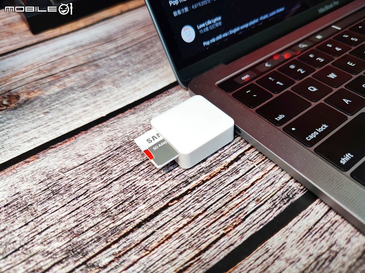 j5create JCD375 USB-C Gen2 集線器 – 模組化可玩性高的 MacBook USB-C Hub