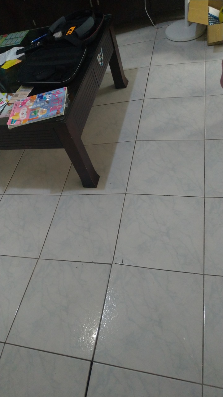 客廳餐廳地板澎拱，估價單