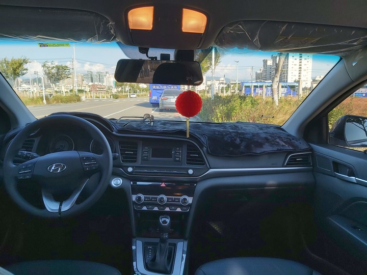 2021年式6.5代ELANTRA開箱