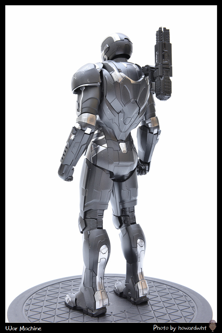 【開箱】簡單一樣可以很MAN - Hot Toys《復仇者聯盟：終局之戰》戰爭機器
