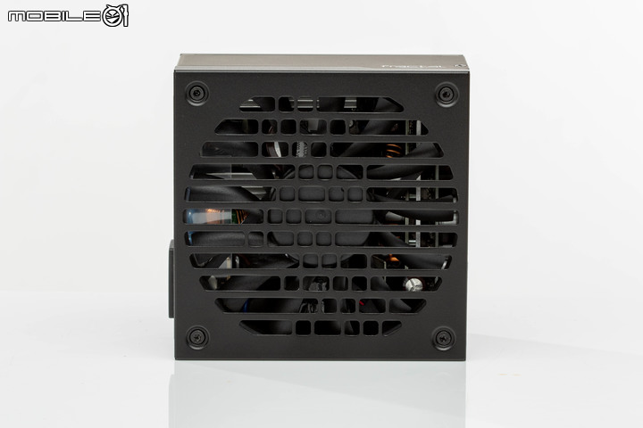 把 i9-10900K/RTX 3080 塞進 ITX 機殼會怎樣?Fractal ERA ITX 系統實裝測試