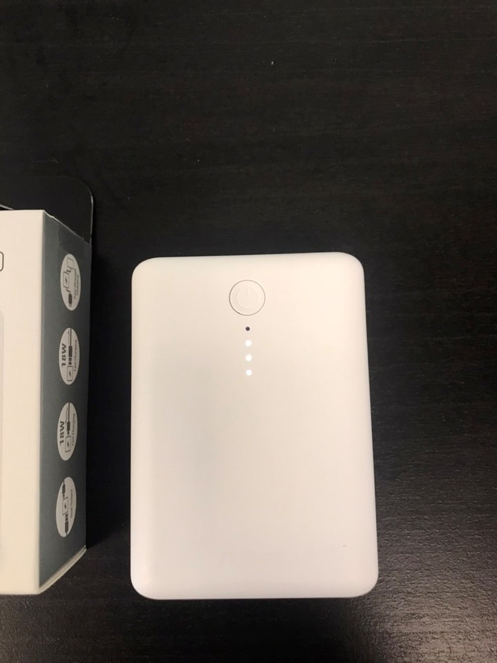 ASUS Zenpower 10000 PD+48W旅充頭 開箱
