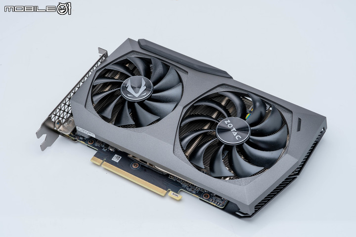 三張首波 NVIDIA RTX 3070 顯示卡開箱測試 在效能與尺寸間找尋平衡點